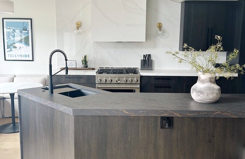 Montrose House | The LaBirdie; Hot Tub, Putting Green, Luxe Retreat