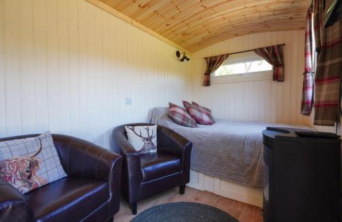 Upper Hulme Cabin | The Laburnum Retreat Shepherd Hut private hot Tub