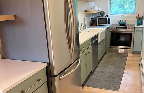 South Addition Apartment | The Lagoon Loft is the ultimate urban retreat!ndowntown + lagoon + trails
