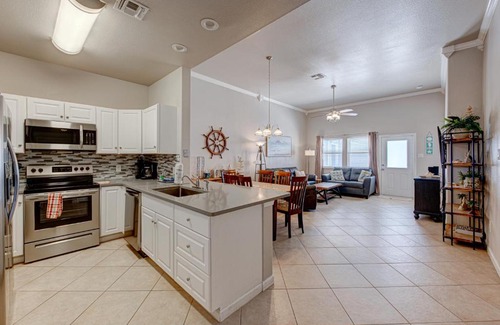 Safe Harbor House | The Lah De Dah SH302