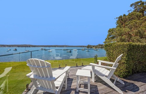 Gwandalan House | The Lake Escape