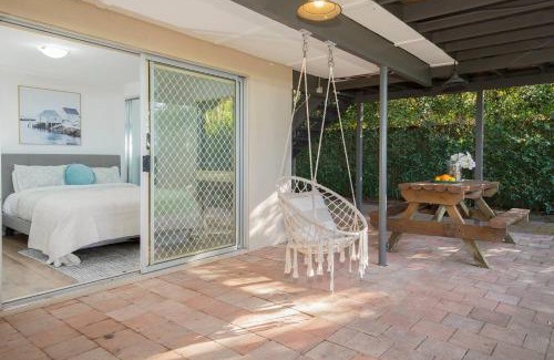 Tuggerawong House | The Lake Haus - Spacious Waterfront Escape with Pool
