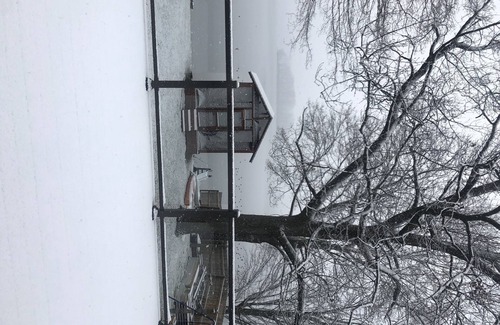 Delton House | The Lake Hideaway: A world away from your worries
