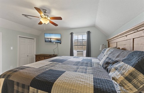 Rockaway Beach House | The Lake House 3 Bedroom Home by RedAwning