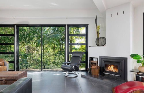 Montville House | The Lake House and Ocean View Villa - Stunning Home With Magical Lake Views
