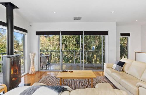 Ocean Grove House | The Lake House
