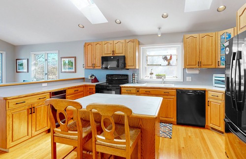 Moneta House | The Lake House on Sunset Point - Lakefront home with private dock & pool table