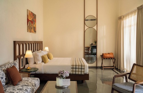 Kumbalam Resort | The Lake Manor