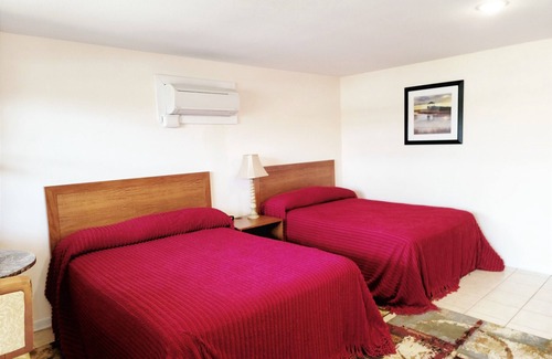 Winnsboro House | The Lake Store Lodging Room #2