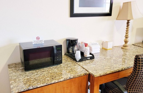 Winnsboro House | The Lake Store Lodging Room #2