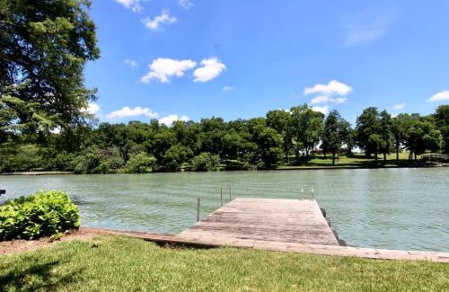McQueeney House | The Lakehouse