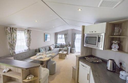 Rookley Resort | The Lakes Rookley