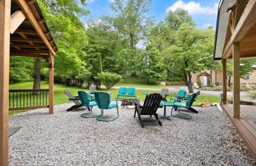 Sloans Valley House | The Lakeside Escape