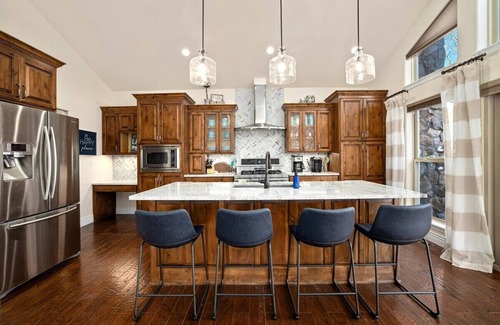 Sylvan Shores House | The Lakeview Retreat - Lake Access