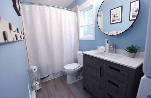 Algoma District Cottage | The Lakeway Cottage