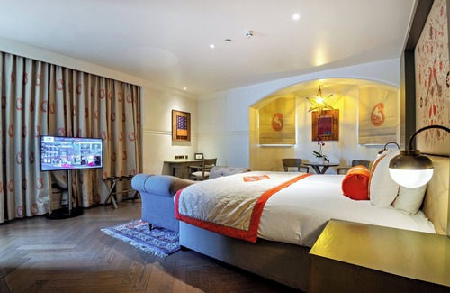 Riverside Hotel | The Lalit London