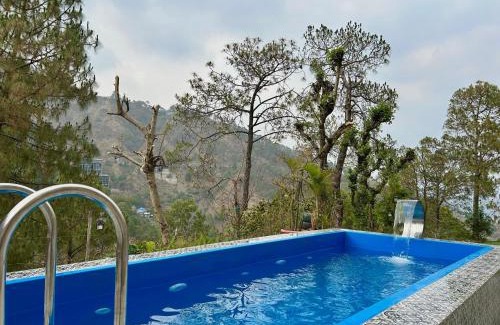 Kumarhatti Bed & Breakfast | The Lalita's Majestic Pines