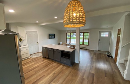 Ashwaubenon House | The Lambeau Loft