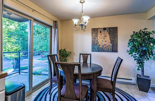 North End Apartment | the Lanai, Best Area, 2 Bedrooms, WD, Large Balcony, Condo, 825sf