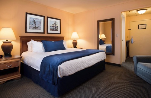 Ketchikan Hotel | The Landing Hotel & Restaurant