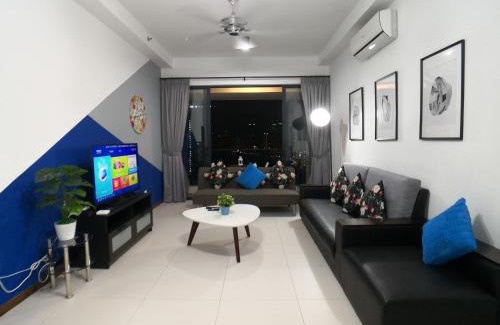 Tanjung Bungah Apartment | The Landmark by Comfy