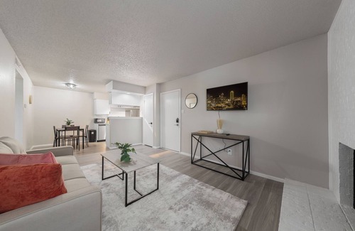 North Arlington Apartment | The Landry 214 | Spacious and Cozy 1 Bedroom 1bth