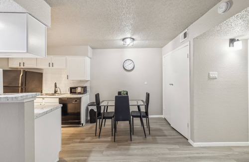 North Arlington Apartment | The Landry 277| Spacious and Cozy 2 Bedroom 1bth