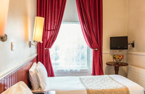 Ballsbridge Hotel | The Lansdowne Hotel