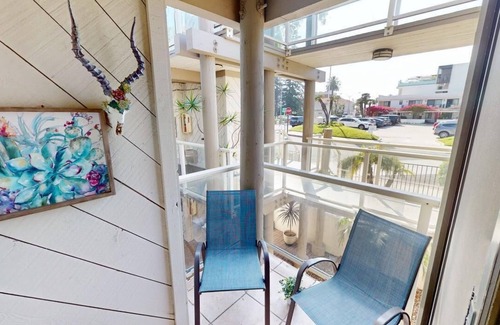 Coronado Condo | The Larkin Lookout - Glorietta Bay Views, Across the Street from the Del & Beach