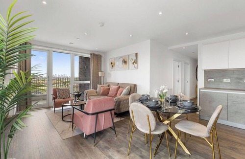 Gascoigne Apartment | The Lasgidi - Two Bed