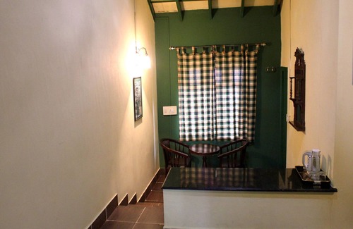 Yercaud Hotel | The Last Shola Cottages