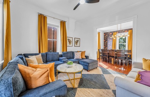 Hermann House | The Laughing Boar, perfectly located downtown