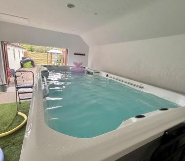 Foulsham House | The Lavender House