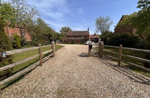 Foulsham House | The Lavender House