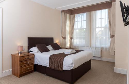 Retford House | The Lawns Guest House