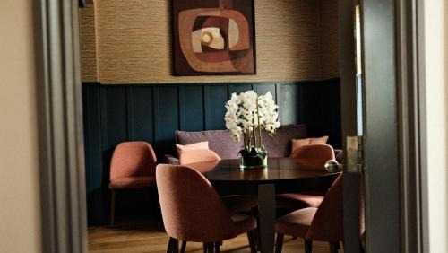 Harrogate City Centre Apartment | The Lawrance Luxury Aparthotel - Harrogate