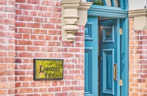 Londonderry Bed & Breakfast | The Lawrence