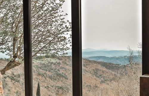Saint-Laurent-du-Pape Apartment | The Leap of the Wolf