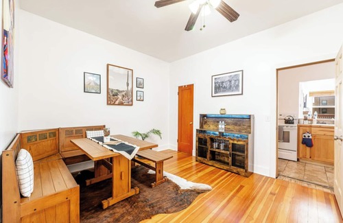 Sheridan Apartment | The Leather Rose | King bed Historic Downtown Suite