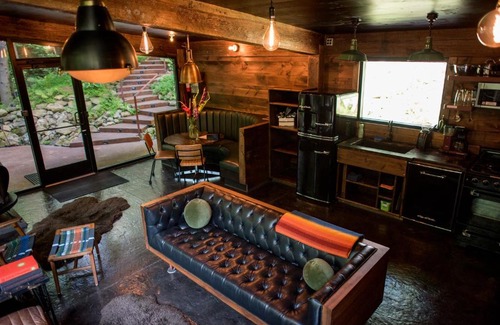 South Bloomingville House | The Ledge at Lost Cavern