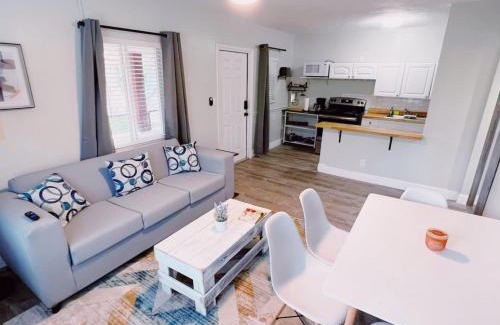 Coral Ridge Apartment | The Leeward Apartments By Lowkl