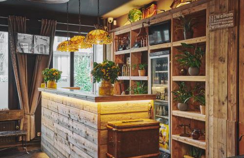 Rogier Hostel | The Legacy by 2GO4 City Center