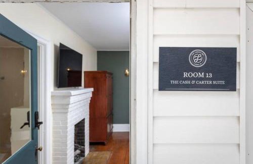 Luray Hotel | The Legacy Inn