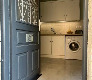 Doukades House | The Lemon Garden