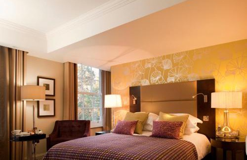 Richmond-upon-Thames Hotel | The Lensbury Resort