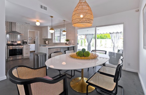 Palm Springs House | ★ The LePalm House ★ Upscale Glam Downtown Retreat