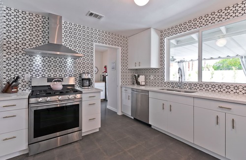 Palm Springs House | ★ The LePalm House ★ Upscale Glam Downtown Retreat