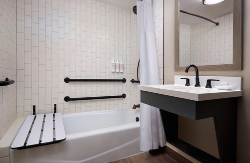 Goleta Hotel | The Leta Santa Barbara Goleta, Tapestry Collection by Hilton