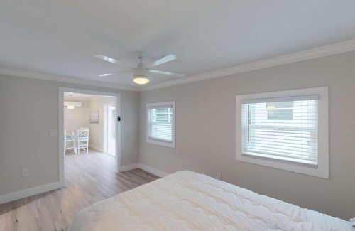 Parker Ridge House | The Lewis Cottage - West Palm Beach/Pool/Beach