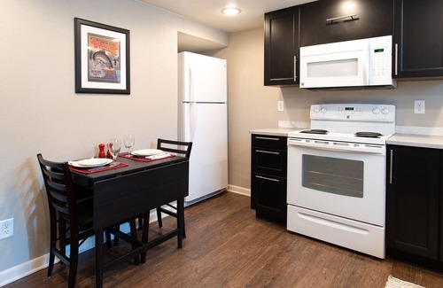 Laramie House | The Lewis House-An entire apartment getaway